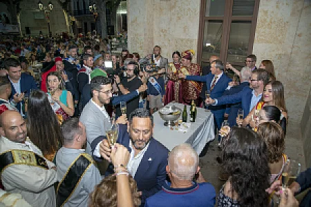 Cargos Festeros Plaza Mayor 2022 - Foto 7